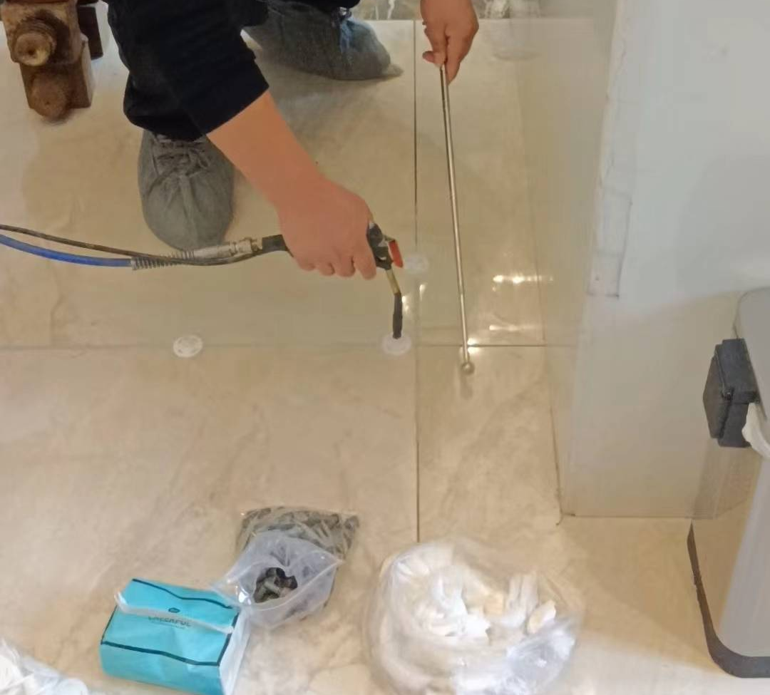 地面瓷砖空鼓不处理可以吗视频(地面瓷砖空鼓补救方法怎样取下瓷砖) 地面瓷砖空鼓不处理可以吗视频(地面瓷砖空鼓补救方法怎样取下瓷砖)